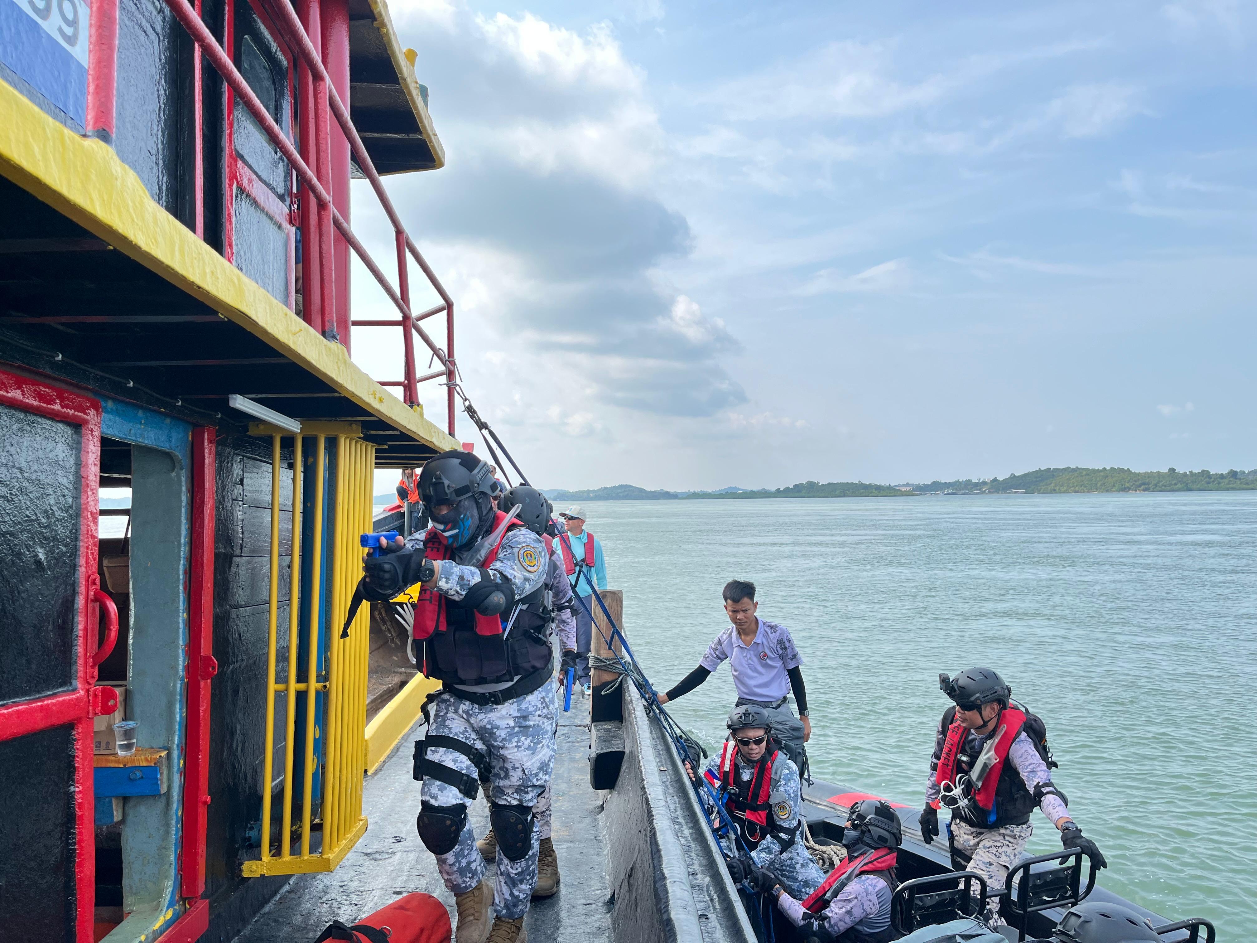 Gambar 328